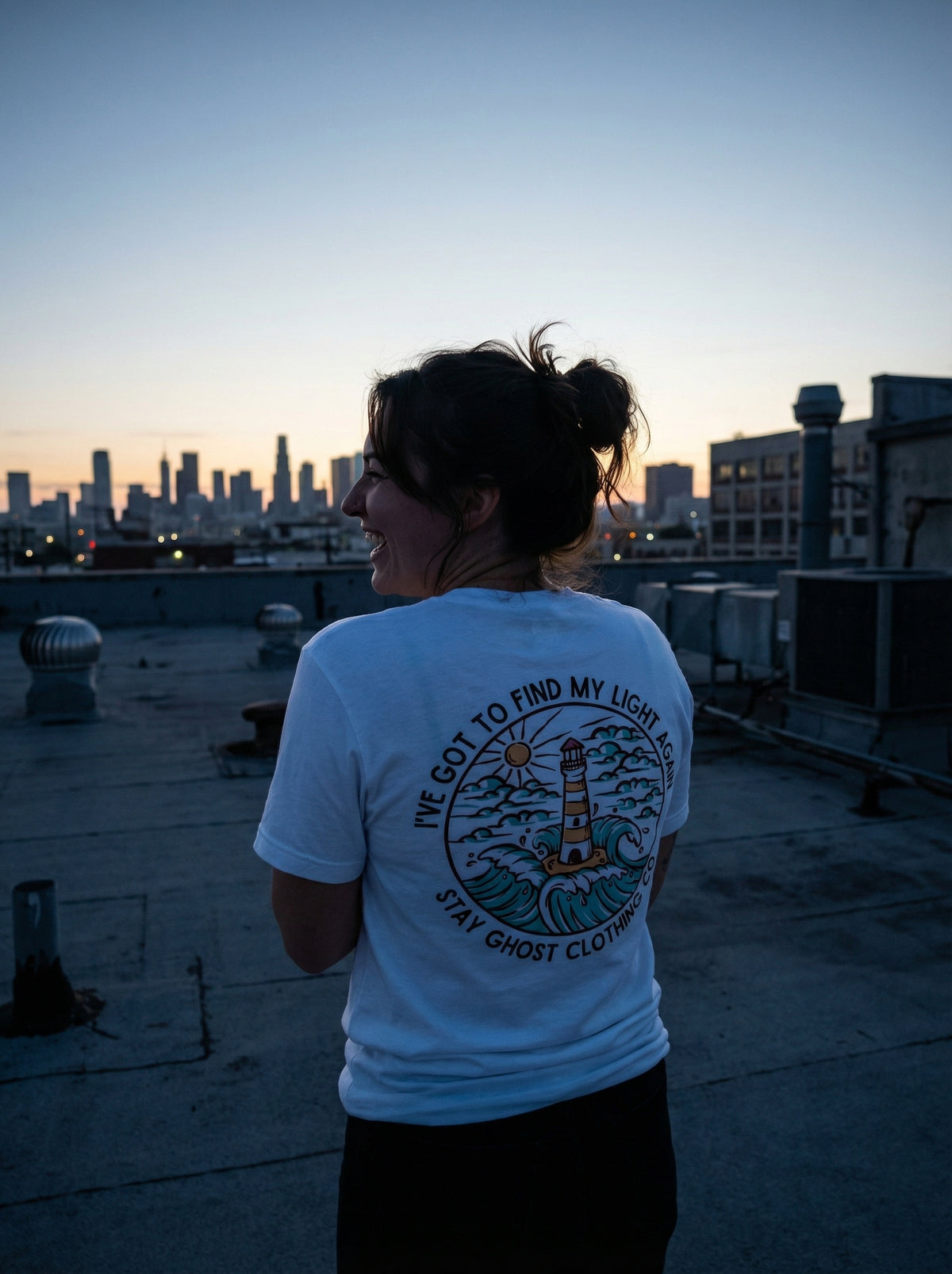 LIGHT T-SHIRT